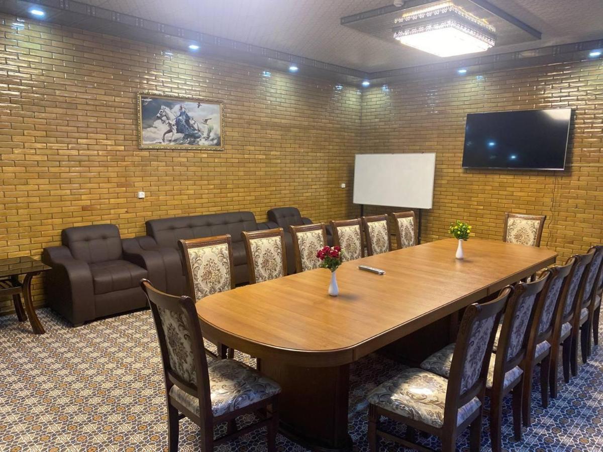 Vostok Hotel Бухара Екстериор снимка