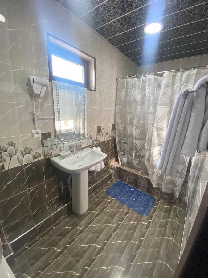 Vostok Hotel Бухара Екстериор снимка