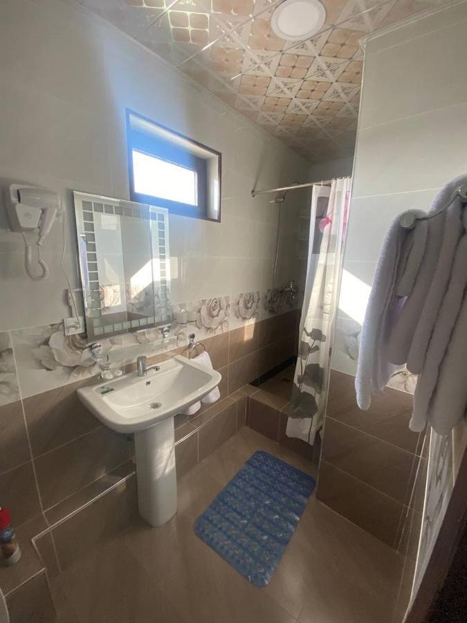 Vostok Hotel Бухара Екстериор снимка