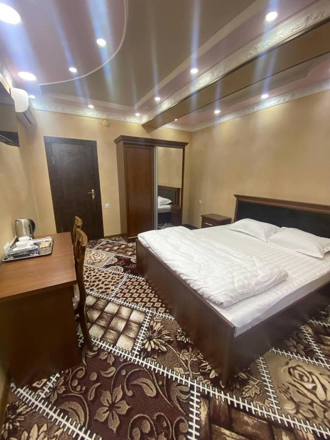 Vostok Hotel Бухара Екстериор снимка