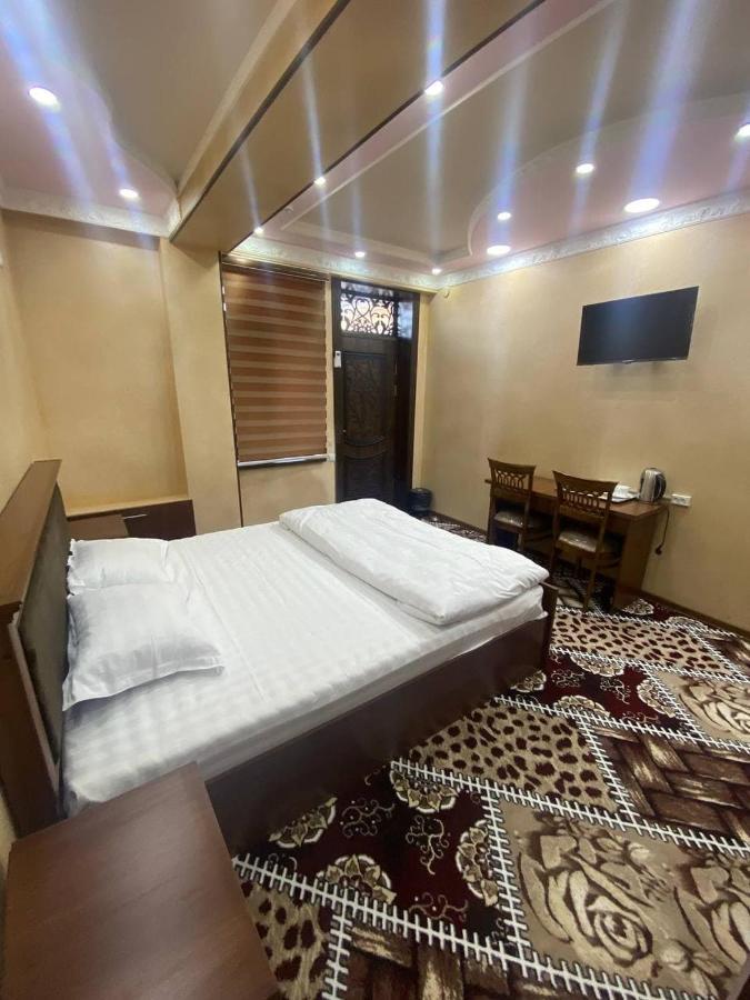 Vostok Hotel Бухара Екстериор снимка