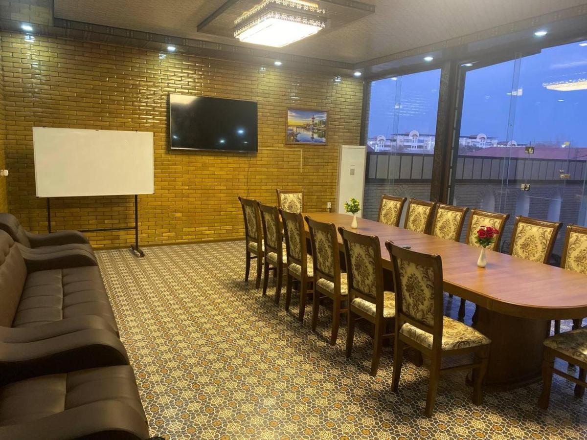 Vostok Hotel Бухара Екстериор снимка