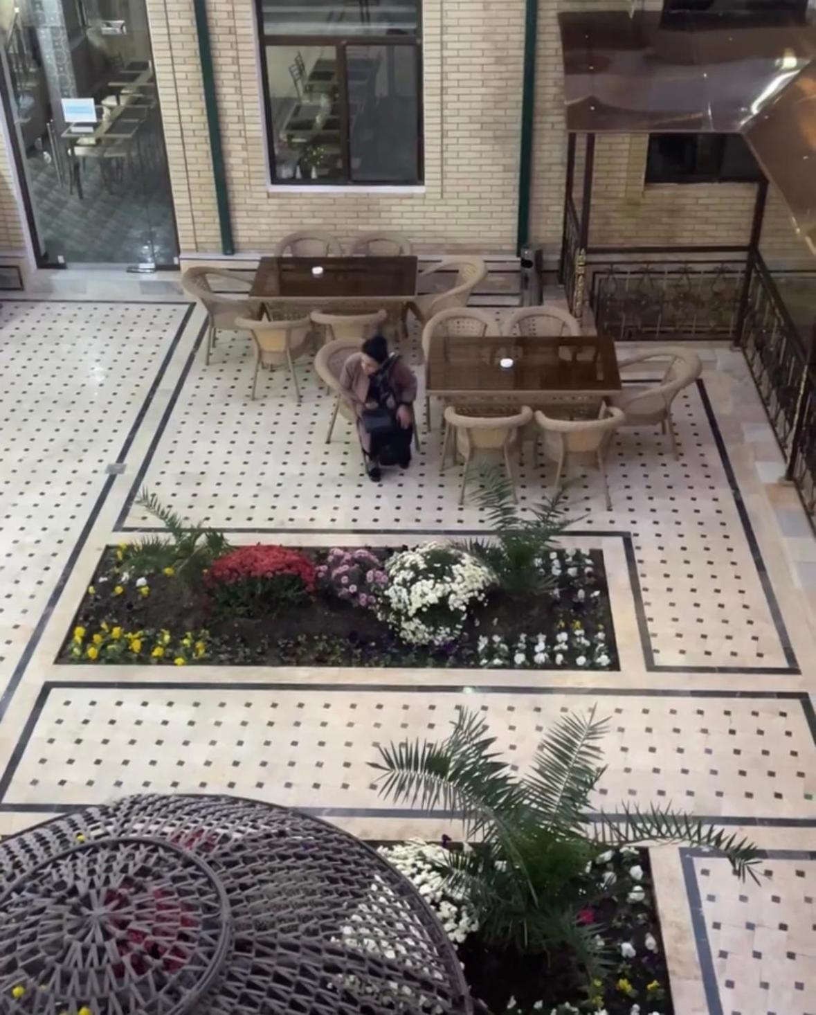 Vostok Hotel Бухара Екстериор снимка